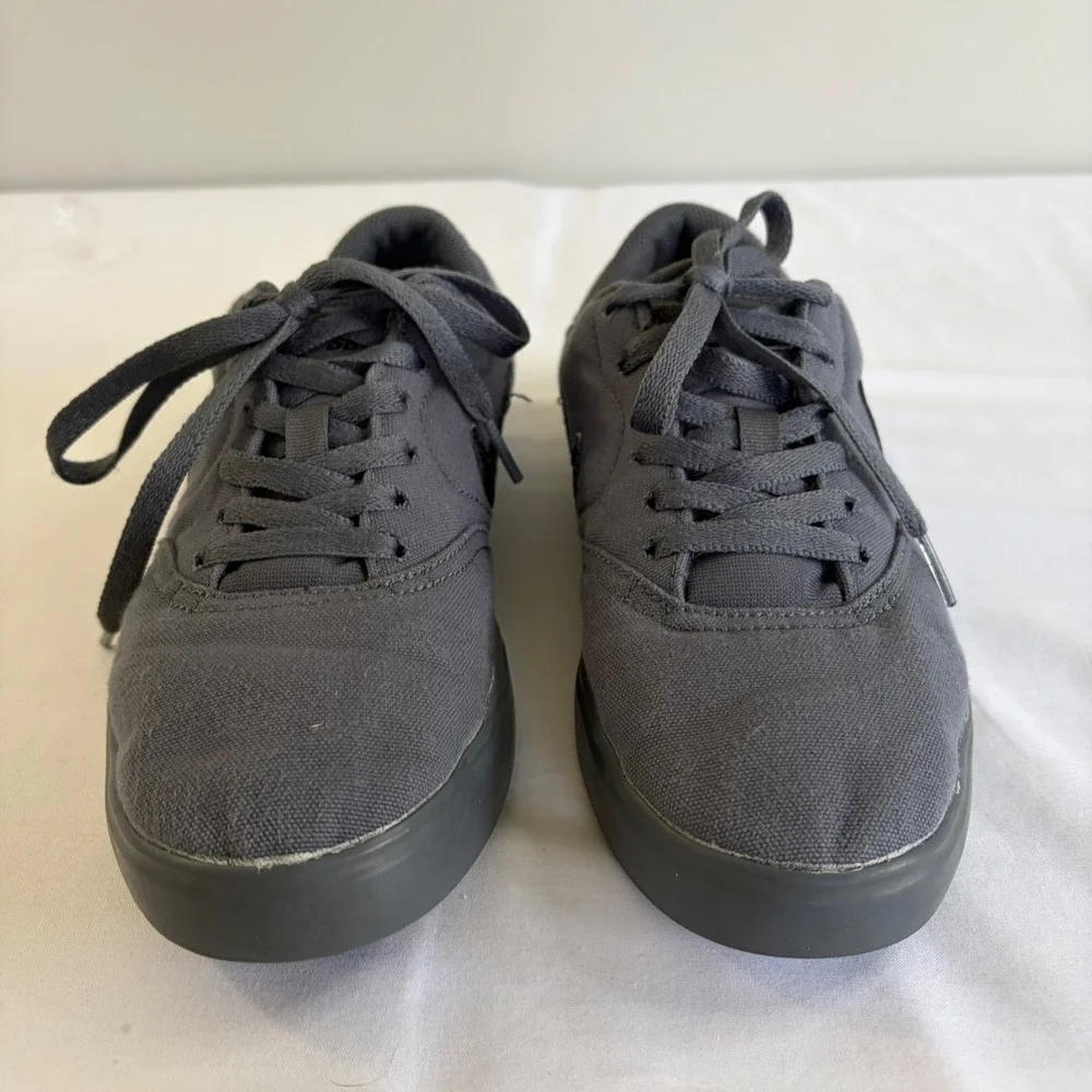 Nike SB Check Solarsoft Canvas Dark Grey‎ Skate Shoes Kids/Mens 6.5 Women's 8